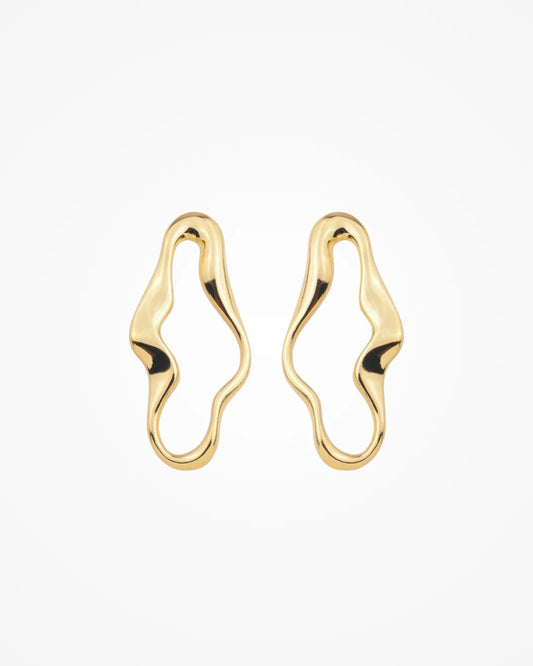 Brinco Orgânico Maximalista Dourado | Formato Fluido Banhado a Ouro 18k - SAYE Joias