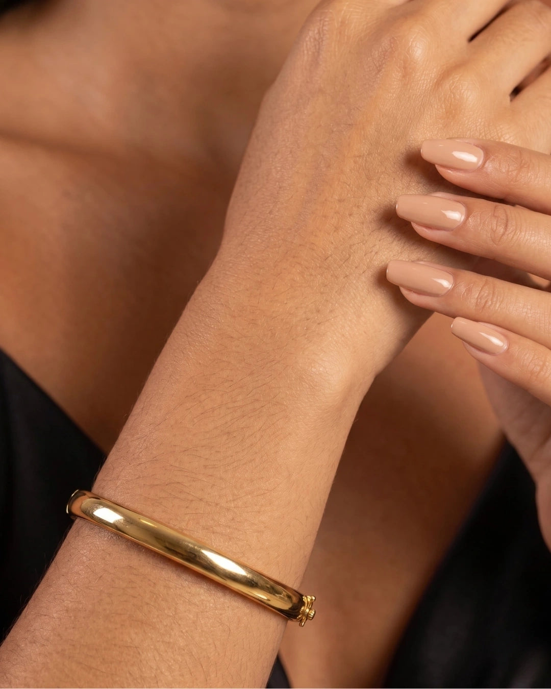 Bracelete Liso Aro Abaulado com Fecho Refinado | Banhado a Ouro 18k - SAYE Joias