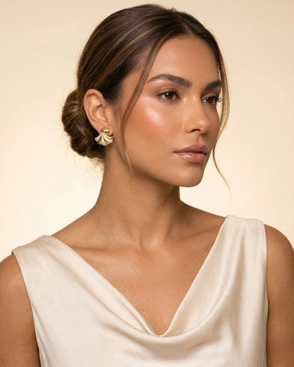 Brinco Base Cravejado Zircônia Ouro 18k | Versátil Dia e Noite - SAYE Joias