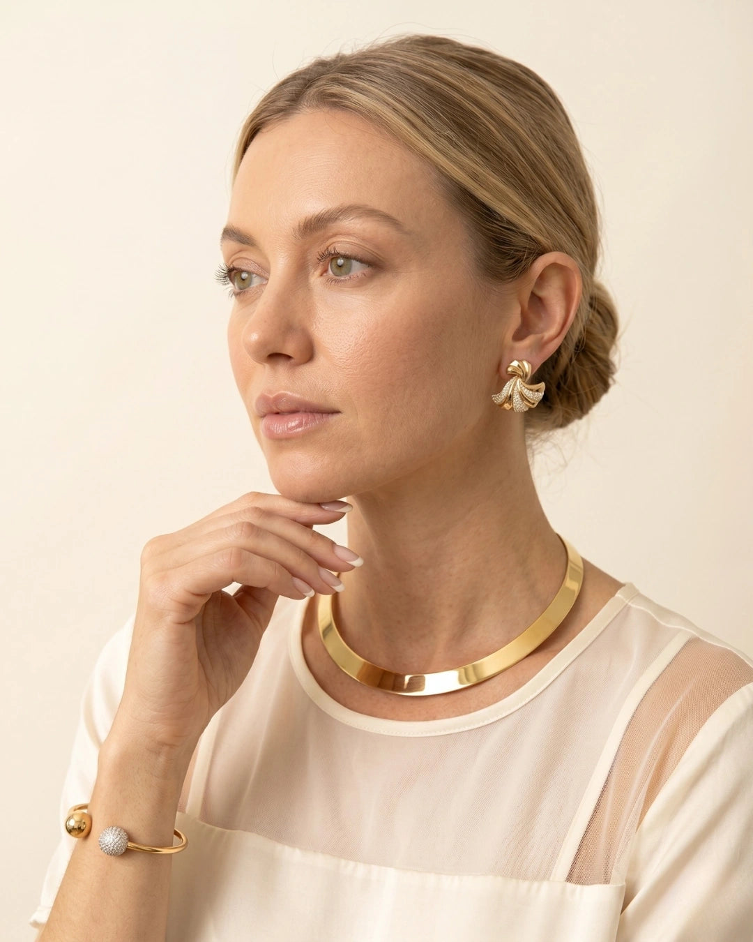 Colar Aro Dourado Banhado a Ouro 18k | Elegância Atemporal - SAYE Joias