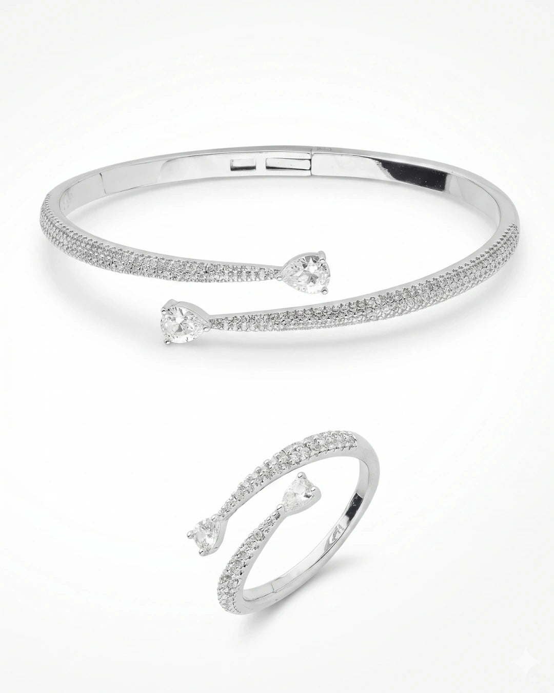 Conjunto Prateado Anel e Bracelete Cravejado em Zircônia | Banho em Ródio Branco - SAYE Joias