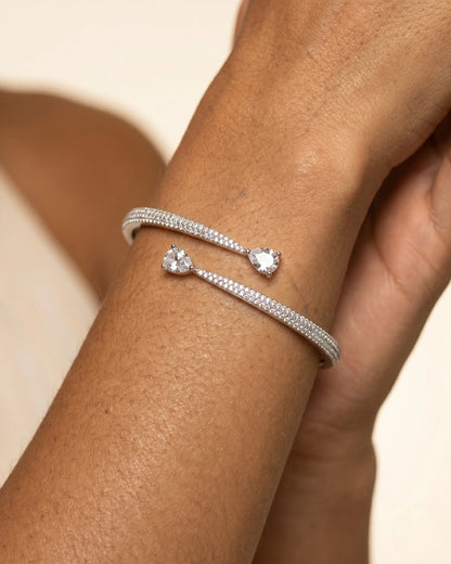 Conjunto Prateado Anel e Bracelete Cravejado em Zircônia | Banho em Ródio Branco - SAYE Joias